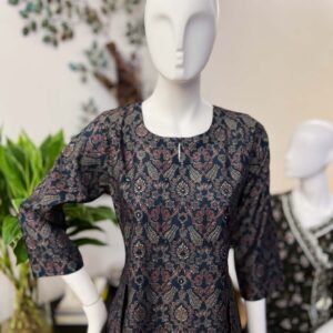 DSB0825-27 Muslin Long Kurta