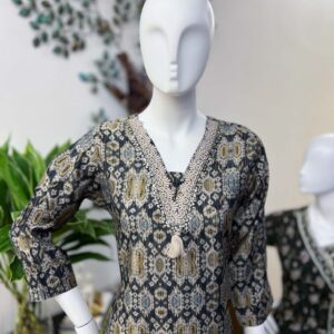 DSB0825-26 Muslin Long Kurta
