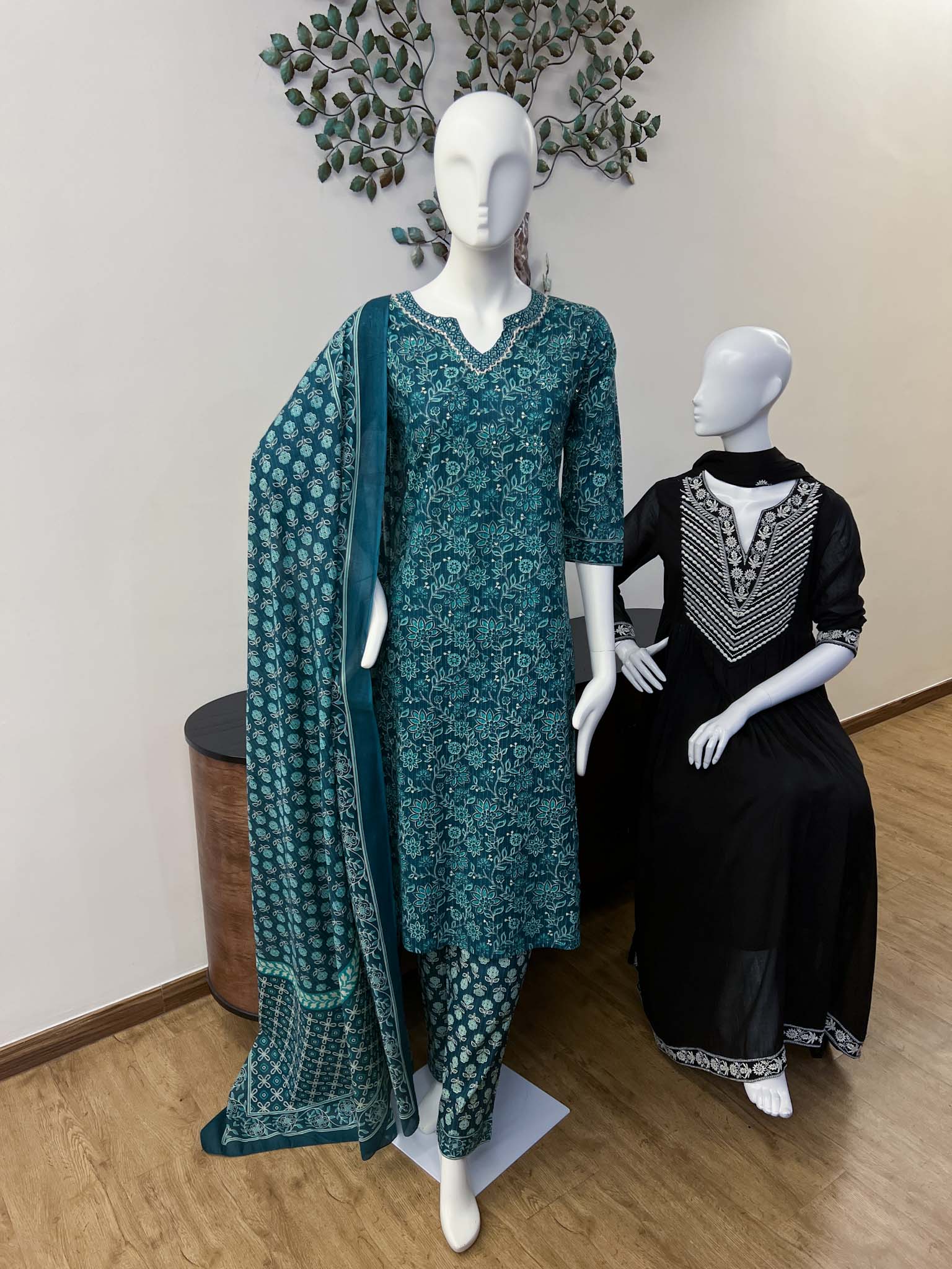 SB0226-03 - Green Cotton Straight Cut Set - Image 3