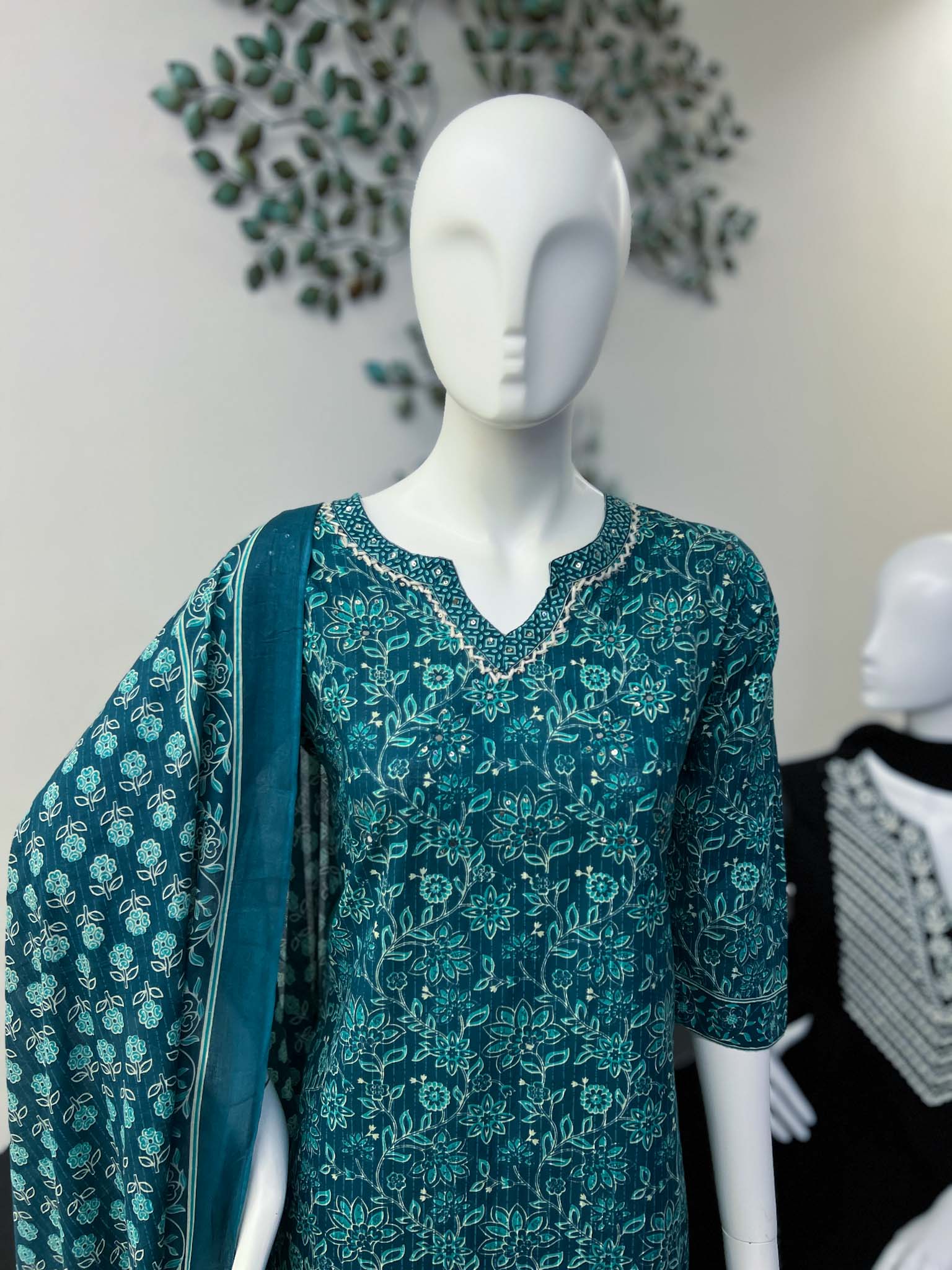 SB0226-03 - Green Cotton Straight Cut Set