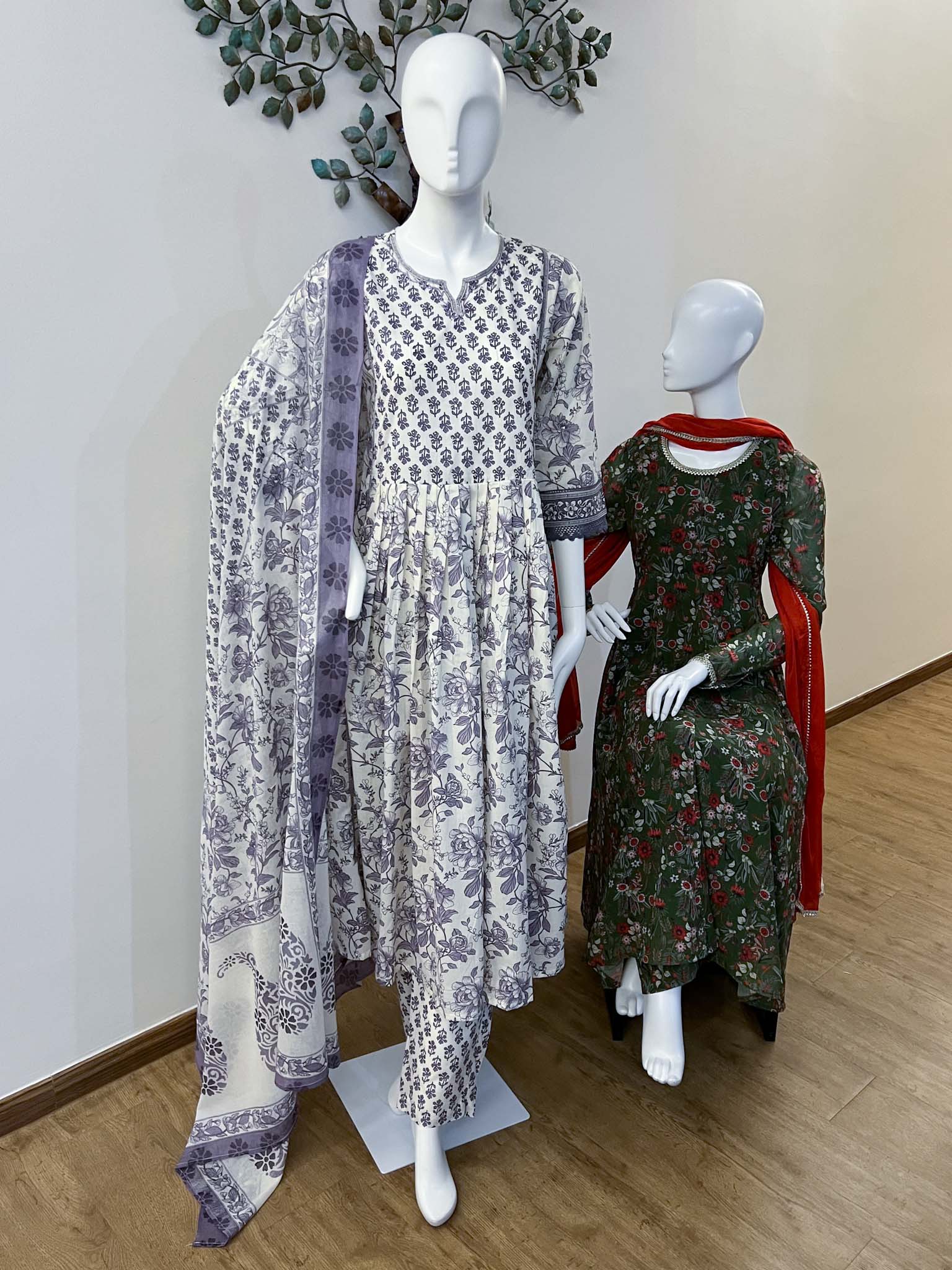 SB0425-06 Off White with Lilac Cotton Set - Image 4