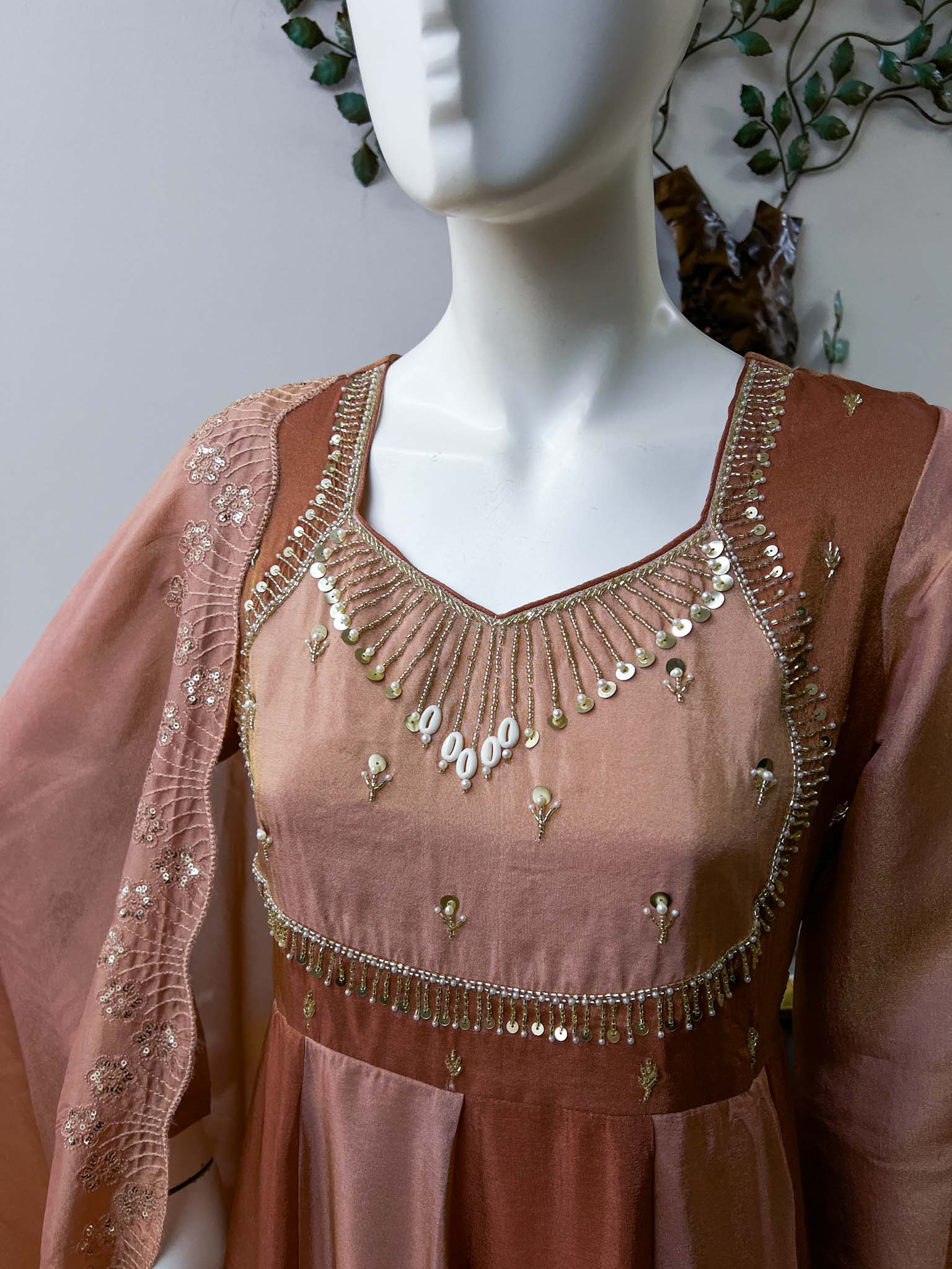 SB0726-09 Dusty Rose Flared Tissue Shimmer Anarkali Set - Image 3