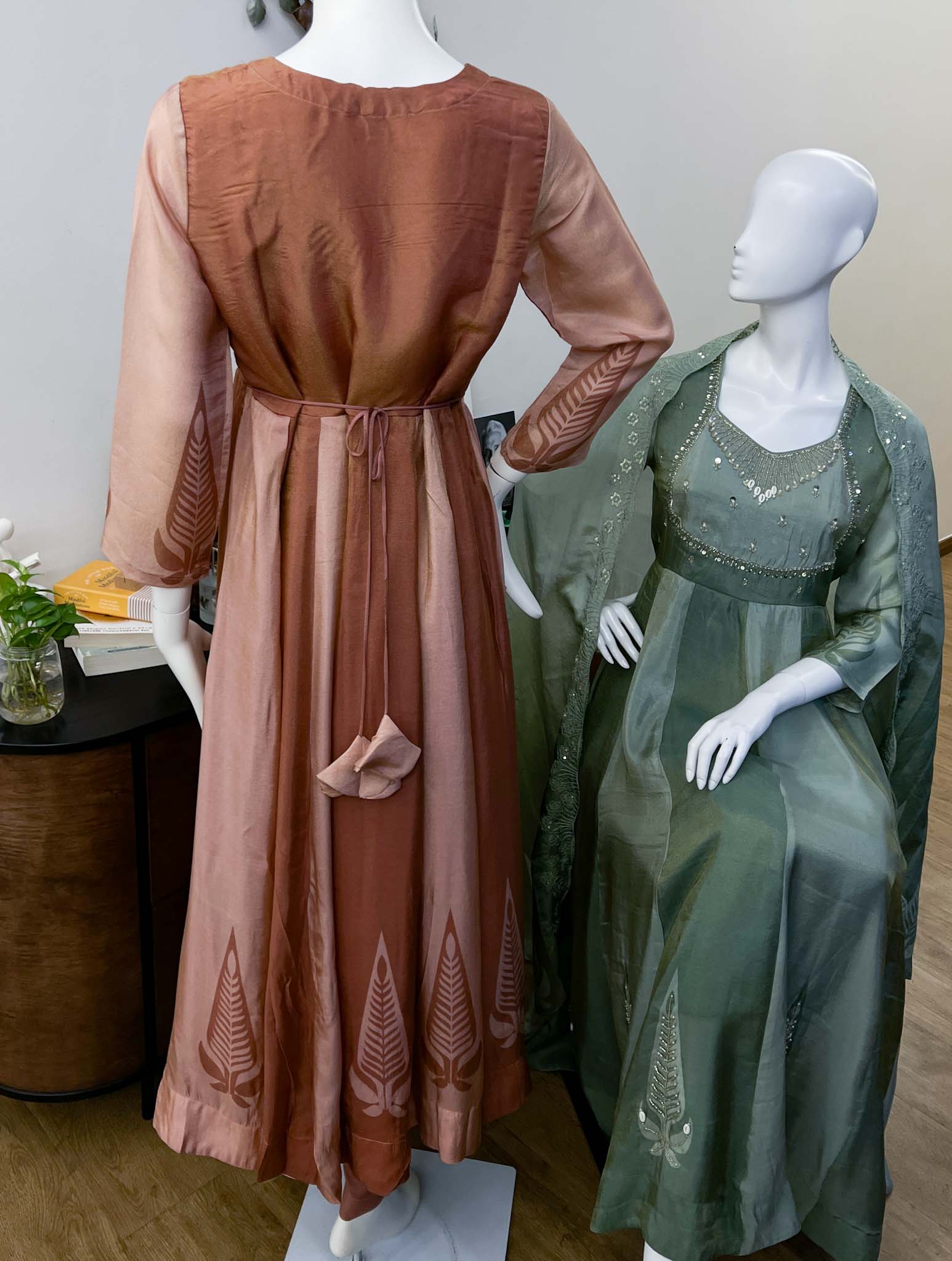 SB0726-09 Dusty Rose Flared Tissue Shimmer Anarkali Set - Image 6