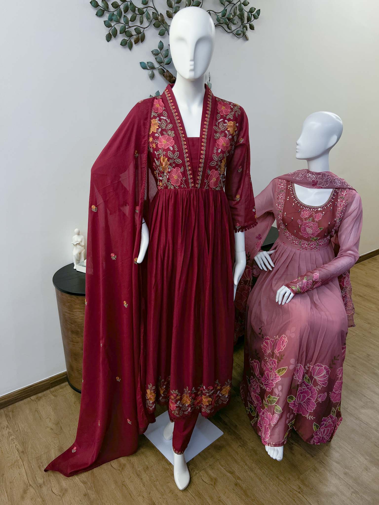 SB0726-07 Red V-Neck Cotton Set - Image 3