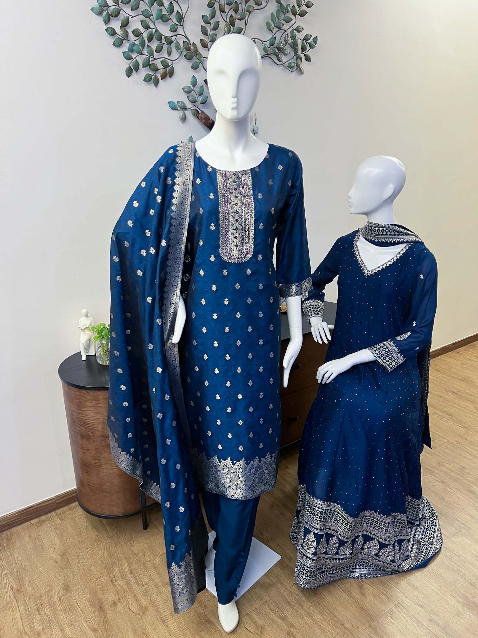 DSB0826-38 Royal Blue Straight Cut Set - Image 6