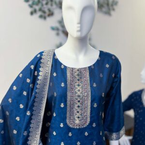 DSB0826-38 Royal Blue Straight Cut Set